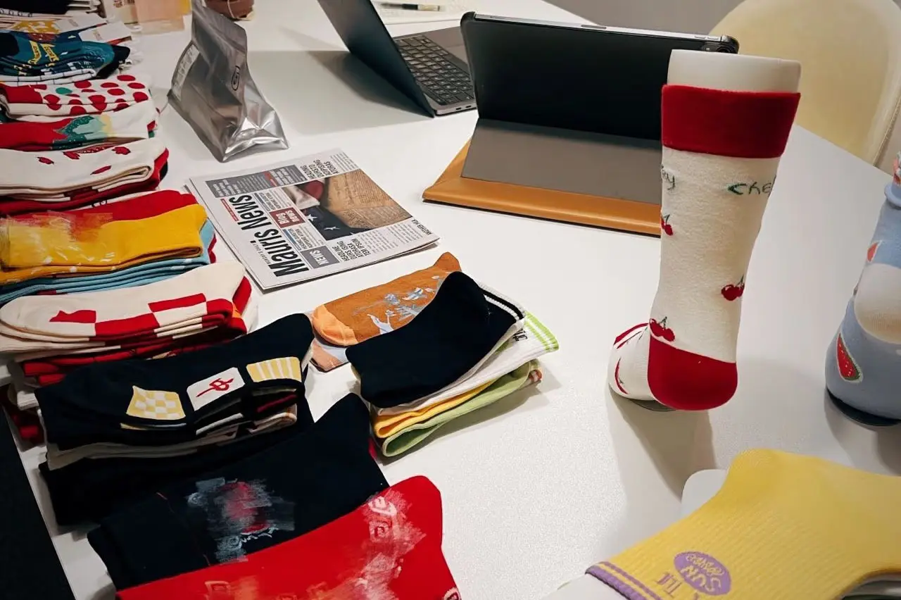 Custom sock manufacturing knowledge from a factory perspective
