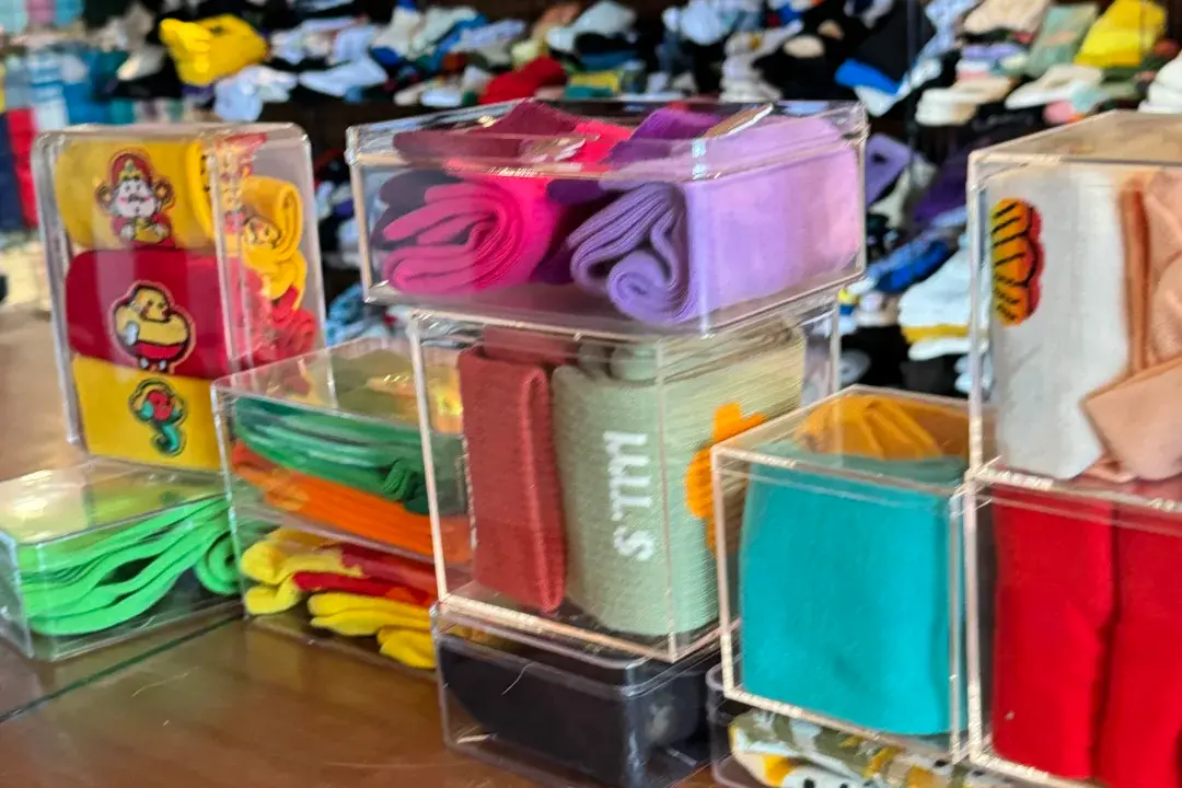 Corporate gift sock sample check with logo material and packaging