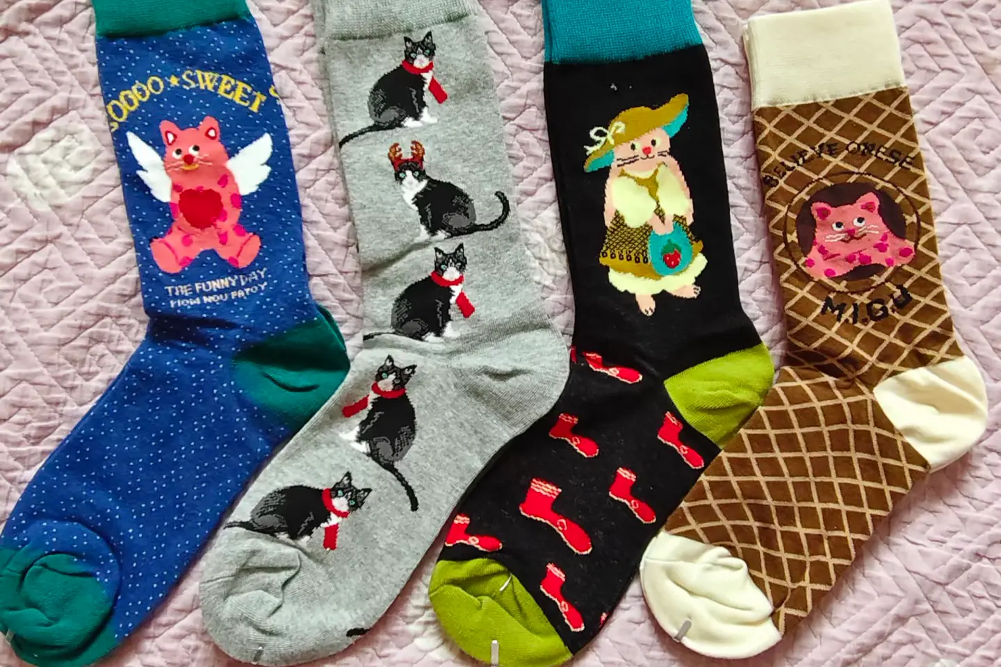 Repeat pattern custom sock design options