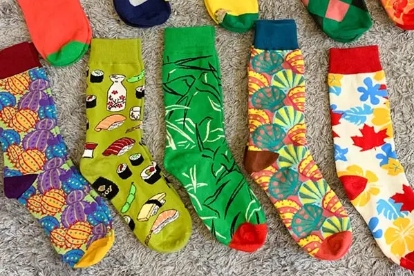 Jacquard logo socks with knitted pattern detail