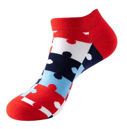 Custom lifestyle ankle socks with logo placement and retail label options