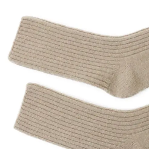 Custom hiking sock cuff and leg design for trail retail orders